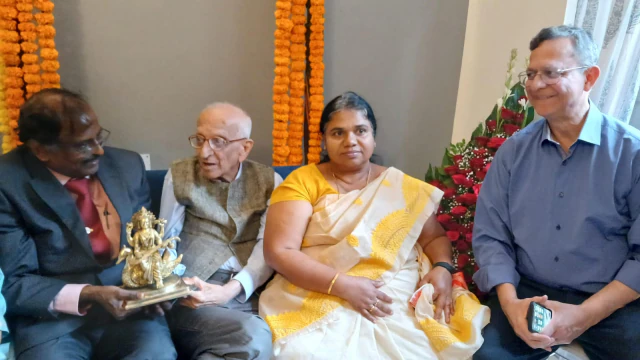 Dr. Eknath Vasant Chitnis